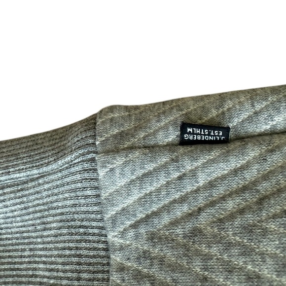 J Lindeberg Randal Zig Zag Quilt Full Zip Womens Jacket Sweater SZ Small - Picture 5 of 8